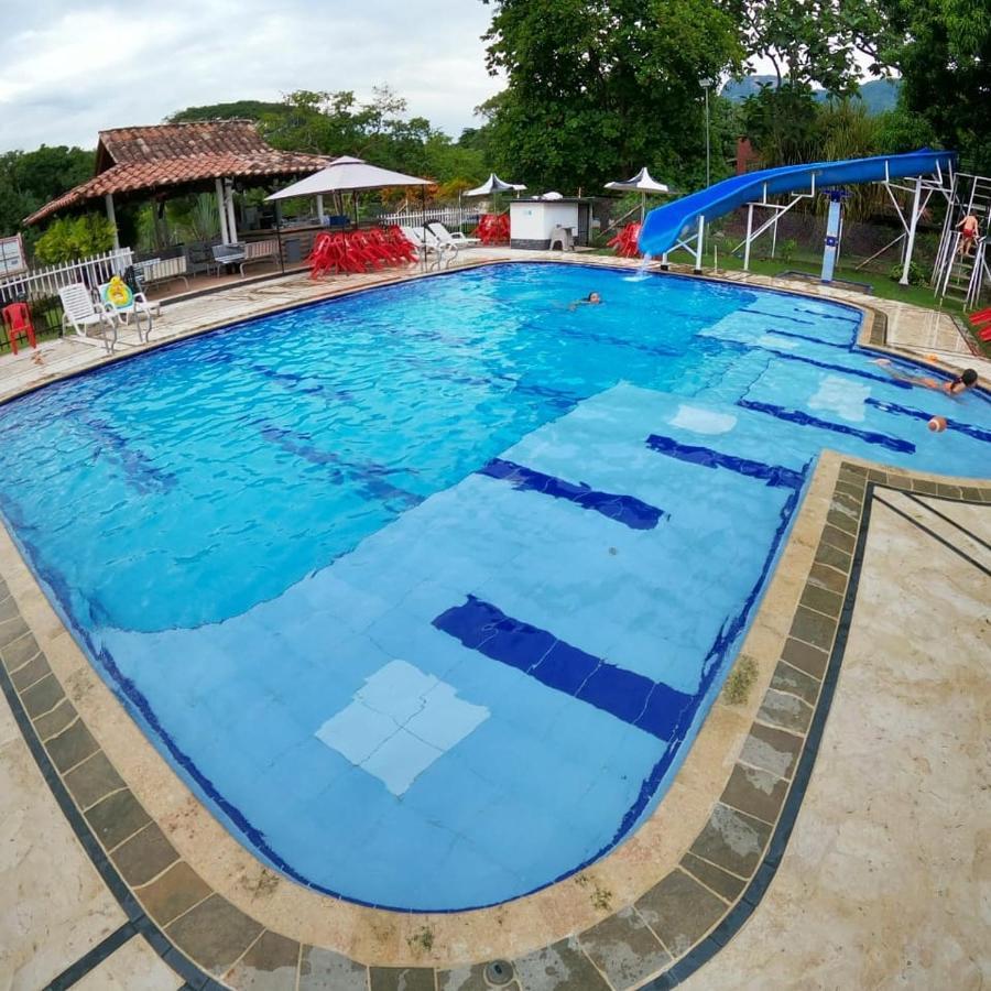 לה פינטדה Finca Hotel Pinares מראה חיצוני תמונה