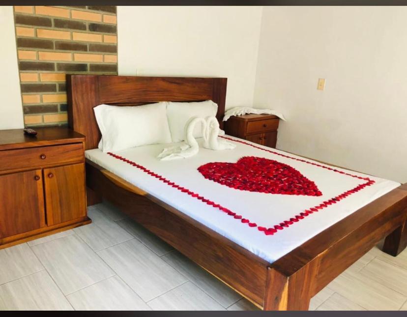 לה פינטדה Finca Hotel Pinares מראה חיצוני תמונה