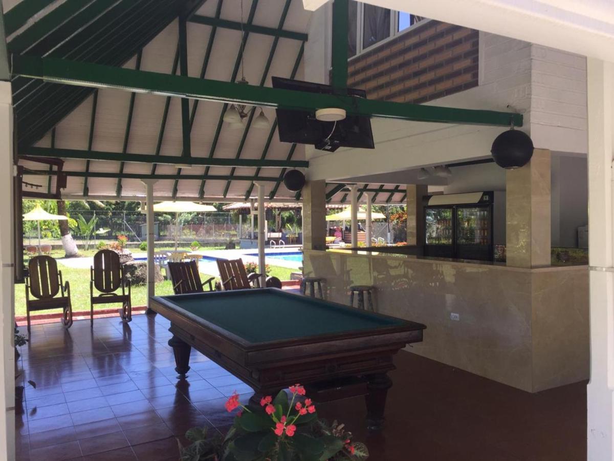 לה פינטדה Finca Hotel Pinares מראה חיצוני תמונה