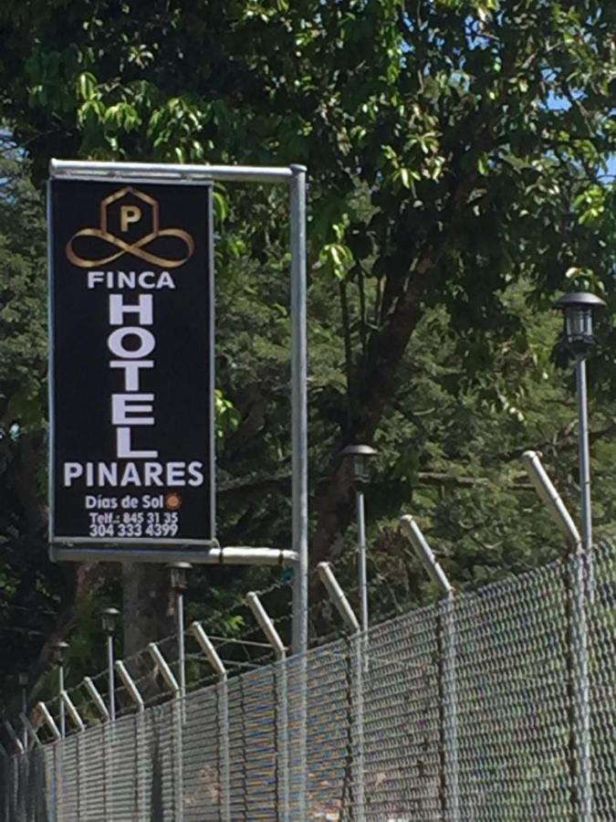 לה פינטדה Finca Hotel Pinares מראה חיצוני תמונה